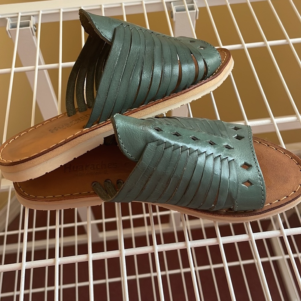 Huaraches by BEARPAW